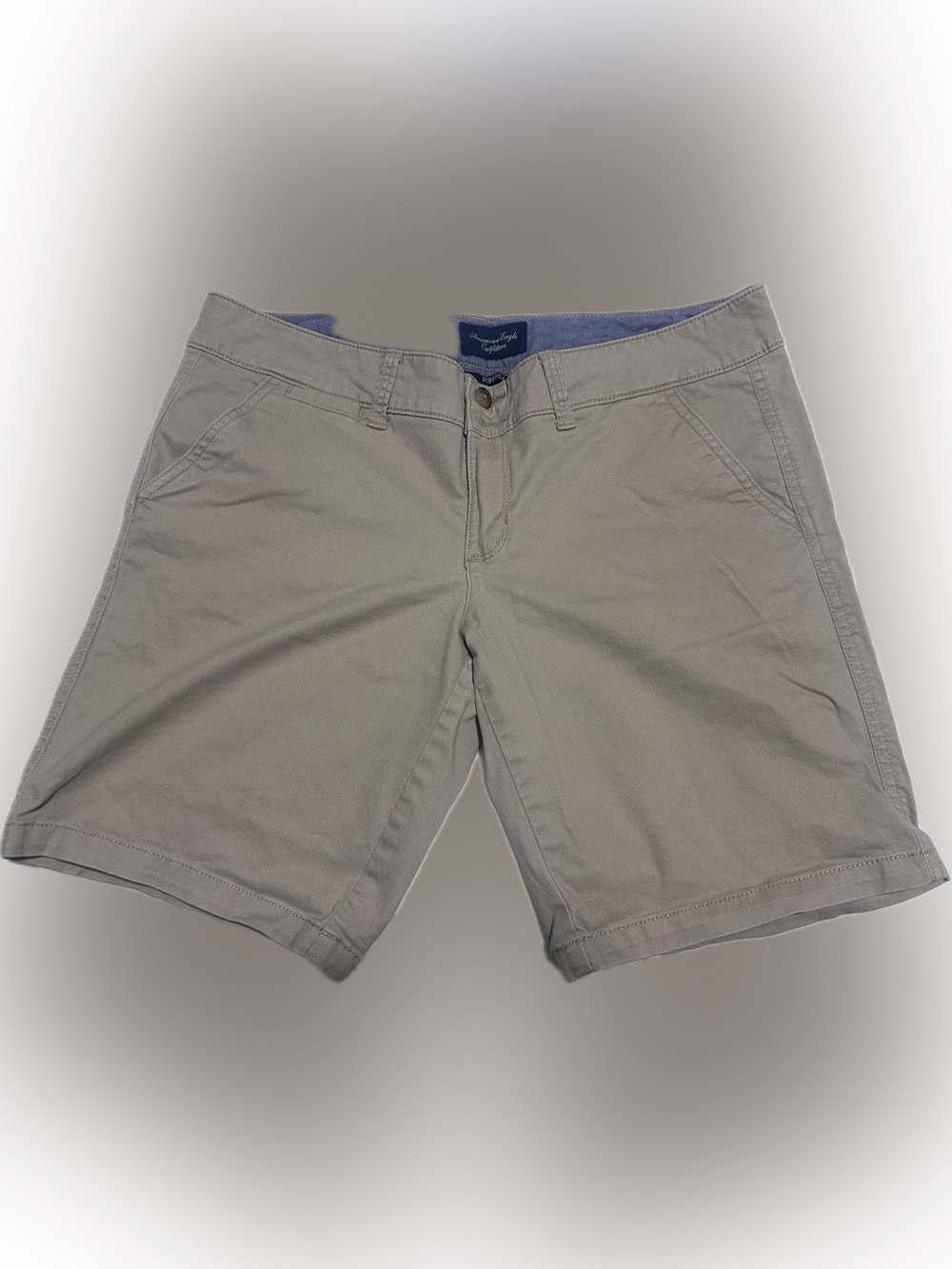 American Eagle Outfitters Women’s Tan Flat-Front Chino Shorts